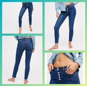 EUC Free People Reagan Button Front Jeans